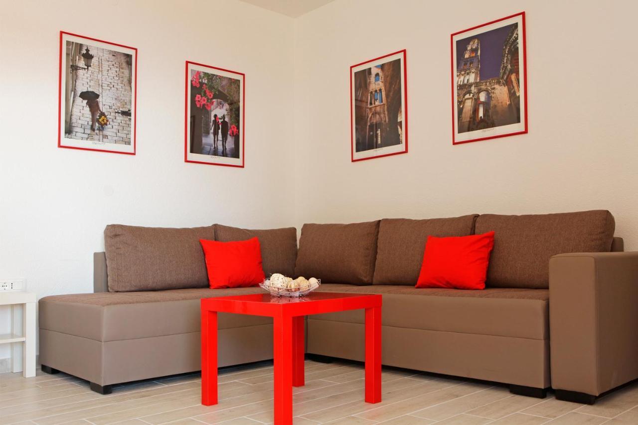 Iris Apartments Bol (Adults Only) מראה חיצוני תמונה